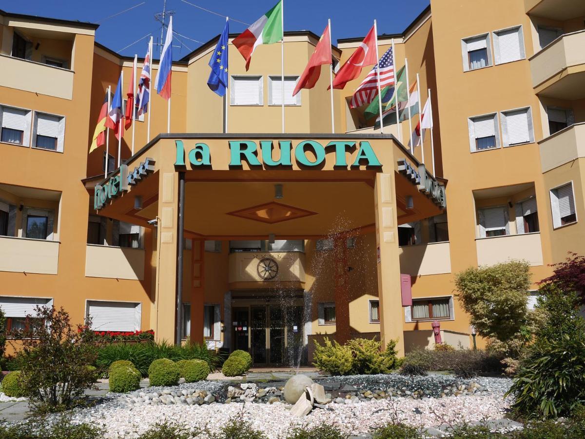 Hotel La Ruota Pianfei Bagian luar foto