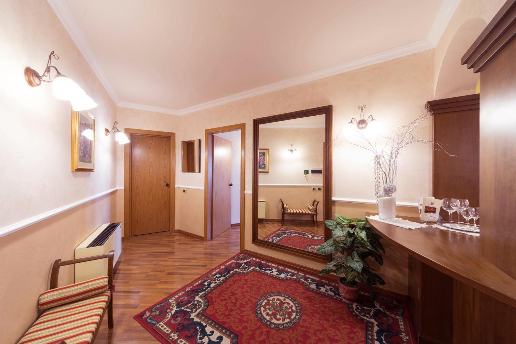 Hotel La Ruota Pianfei Bagian luar foto
