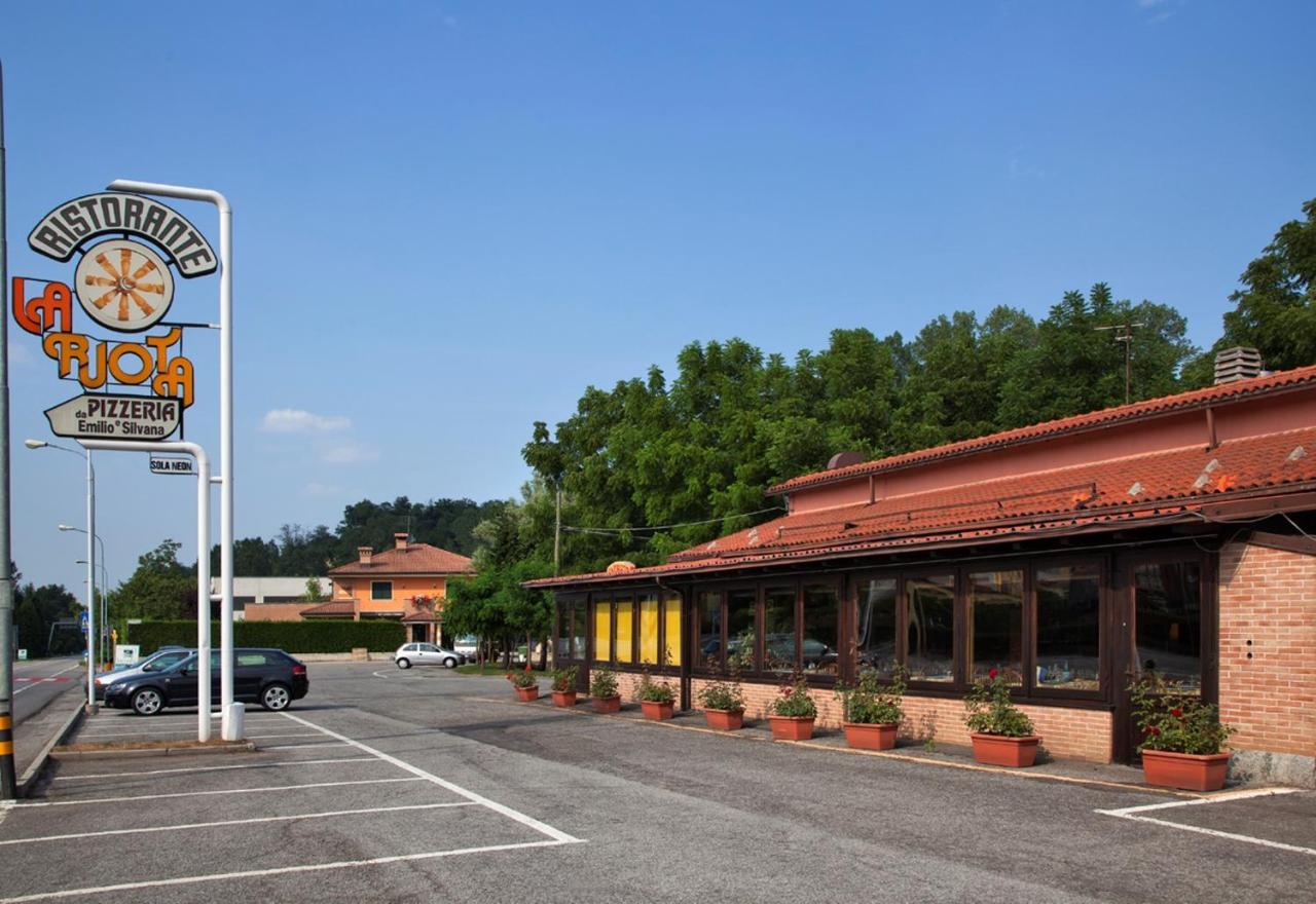 Hotel La Ruota Pianfei Bagian luar foto